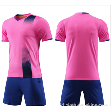 Set Jersey Sepak Bola dan Celana Pendek Pria